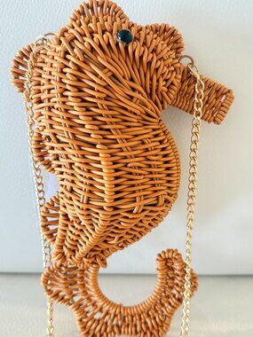 NWT Tommy Bahama Seahorse Woven Wicker Bag with Gold Crossbody Chain